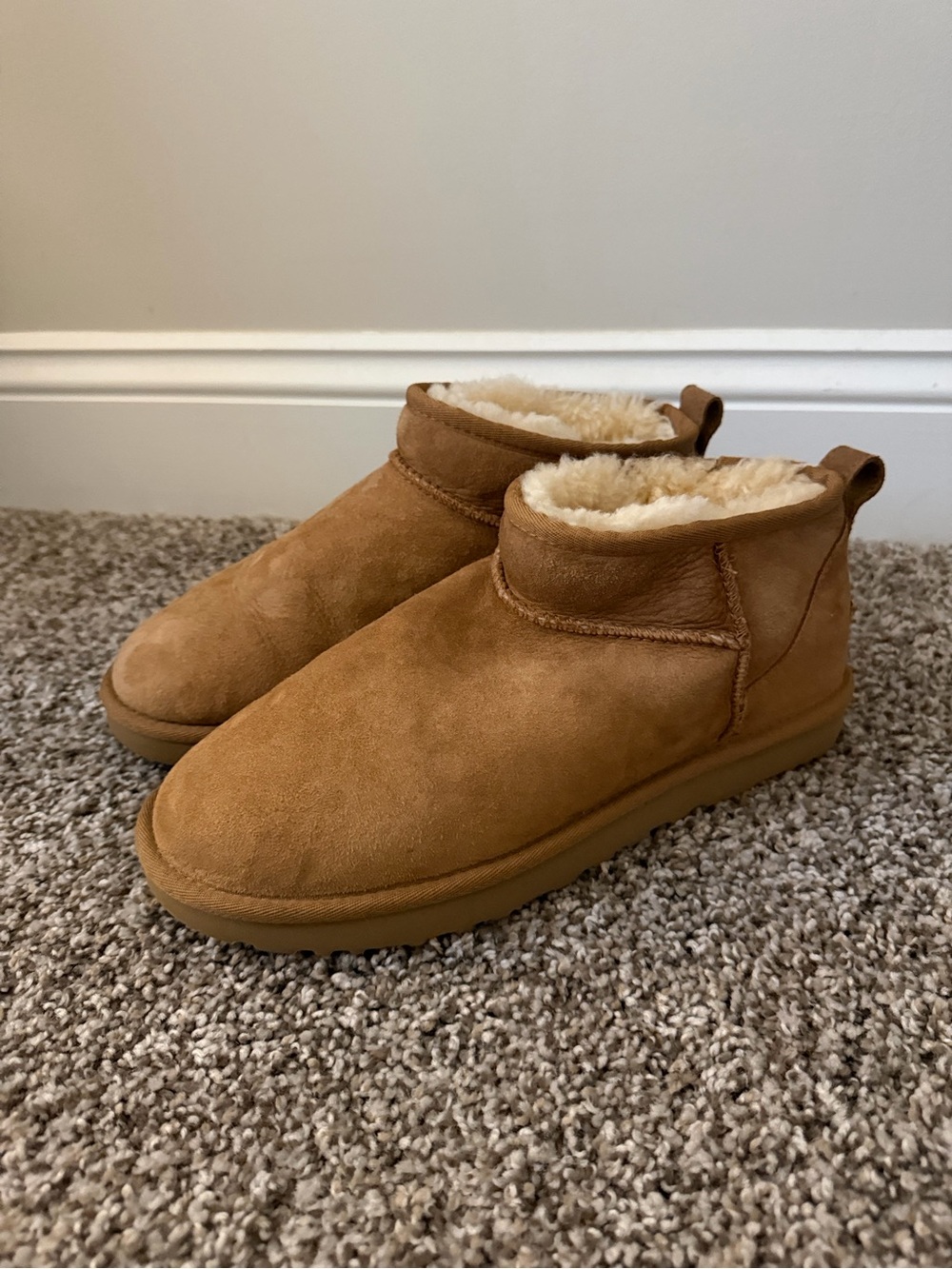 Women’s Uggs Ultra Mini
